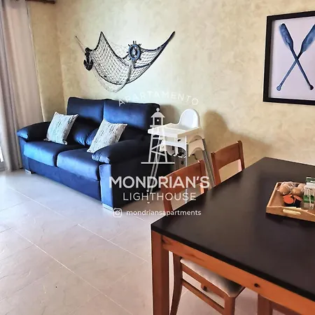 Mondrian's Lighthouse Apartment Oropesa del Mar