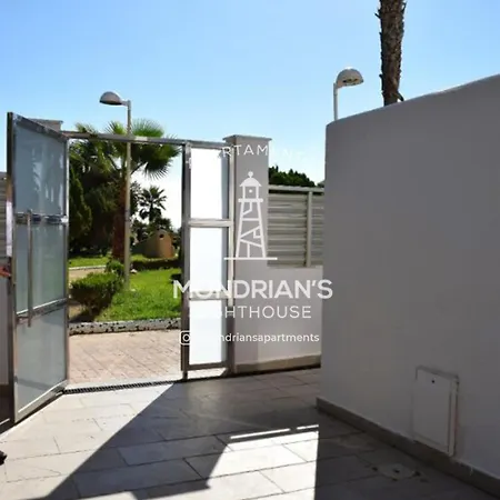 Mondrian's Lighthouse