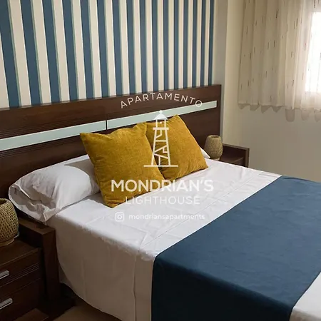 Mondrian's Lighthouse Apartament
