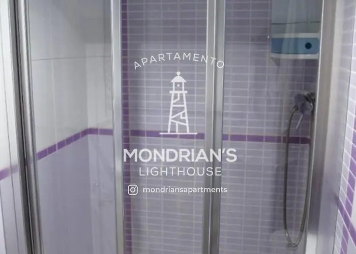 Mondrian's Lighthouse